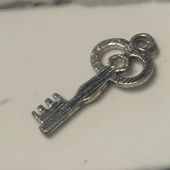 Small Silver Key Charm - Picture 4 of 6